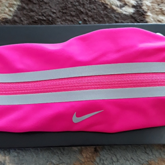 Nike running waistpack - Picture 6 of 13